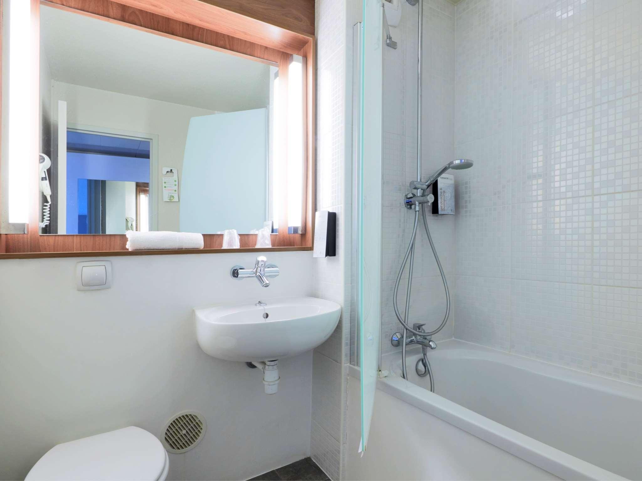 Hotel Campanile 3*