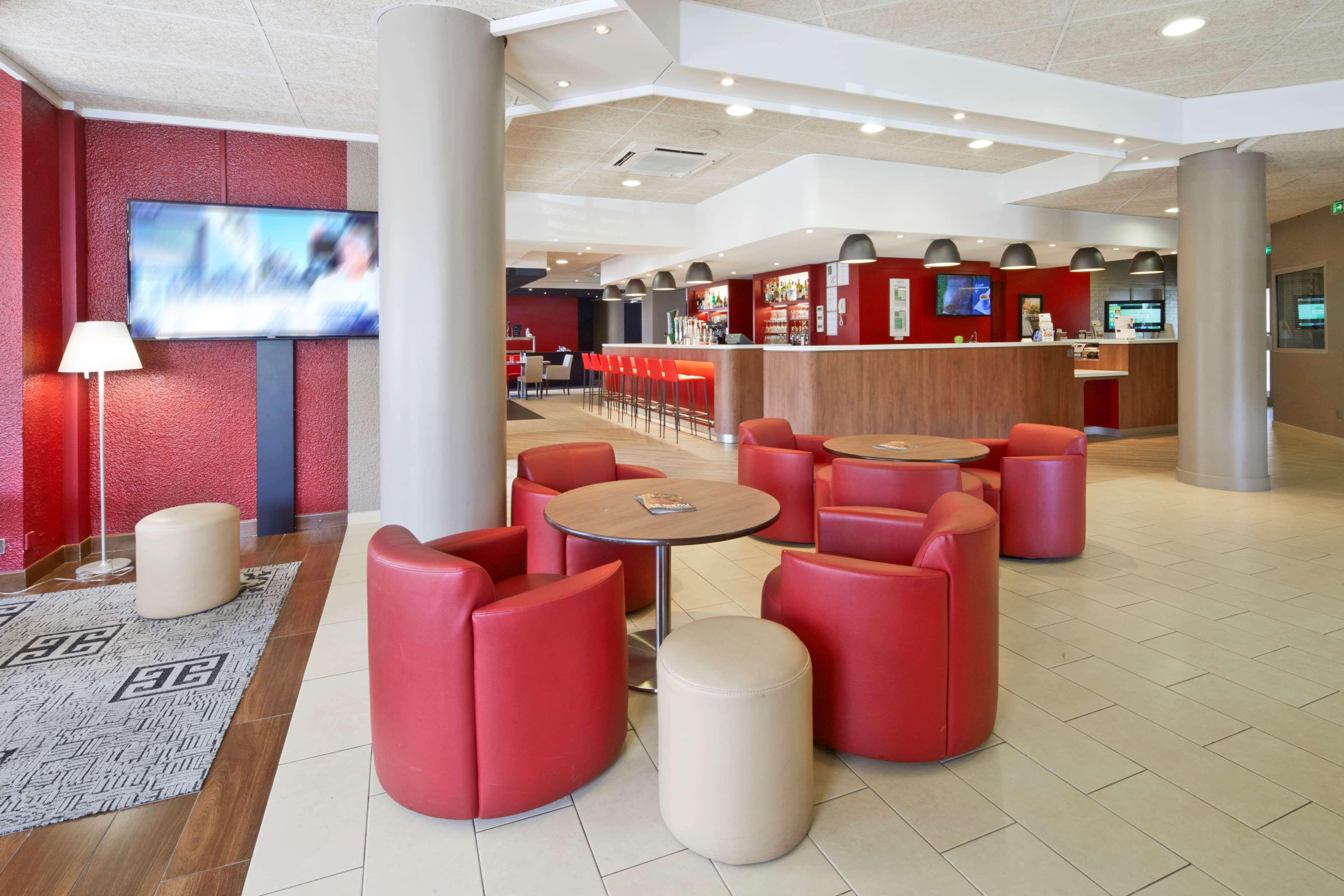 Campanile Hotel 3*